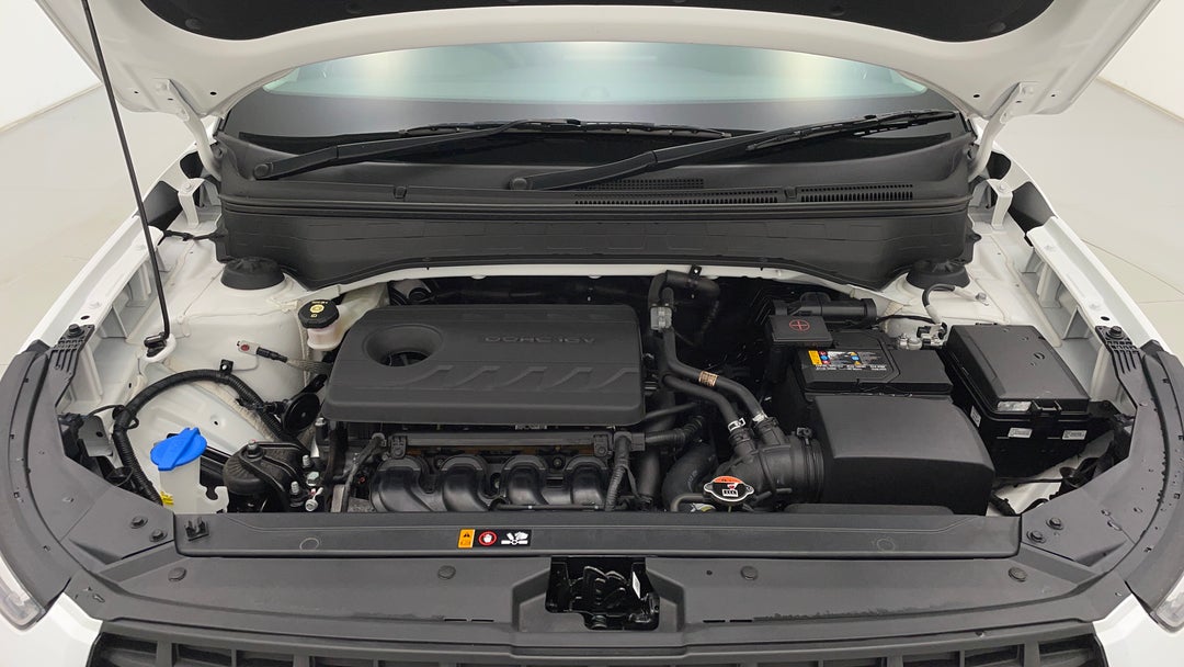 Open Bonnet (Engine)