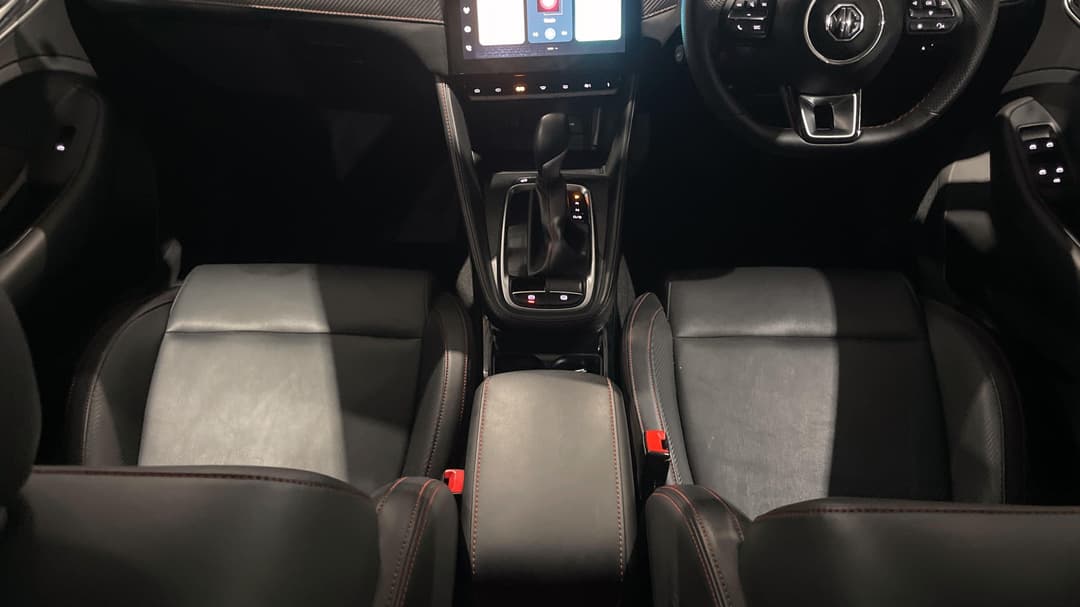 2025 MG Zst Vibe, Automatic, 28084 km, Center Console
