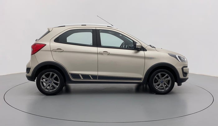 2018 Ford FREESTYLE TITANIUM 1.2 TI-VCT MT, Petrol, Manual, 31,994 km, Right Side View