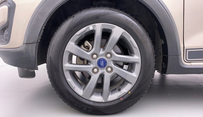 2018 Ford FREESTYLE TITANIUM 1.2 TI-VCT MT, Petrol, Manual, 31,994 km, Left Front Wheel