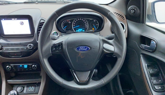 2018 Ford FREESTYLE TITANIUM 1.2 TI-VCT MT, Petrol, Manual, 31,994 km, Steering Wheel Close Up