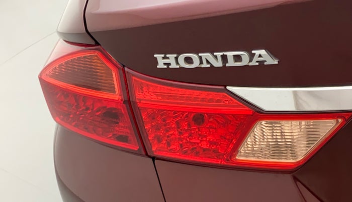 2016 Honda City 1.5L I-VTEC V MT, Petrol, Manual, 60,484 km, Left tail light - Minor scratches