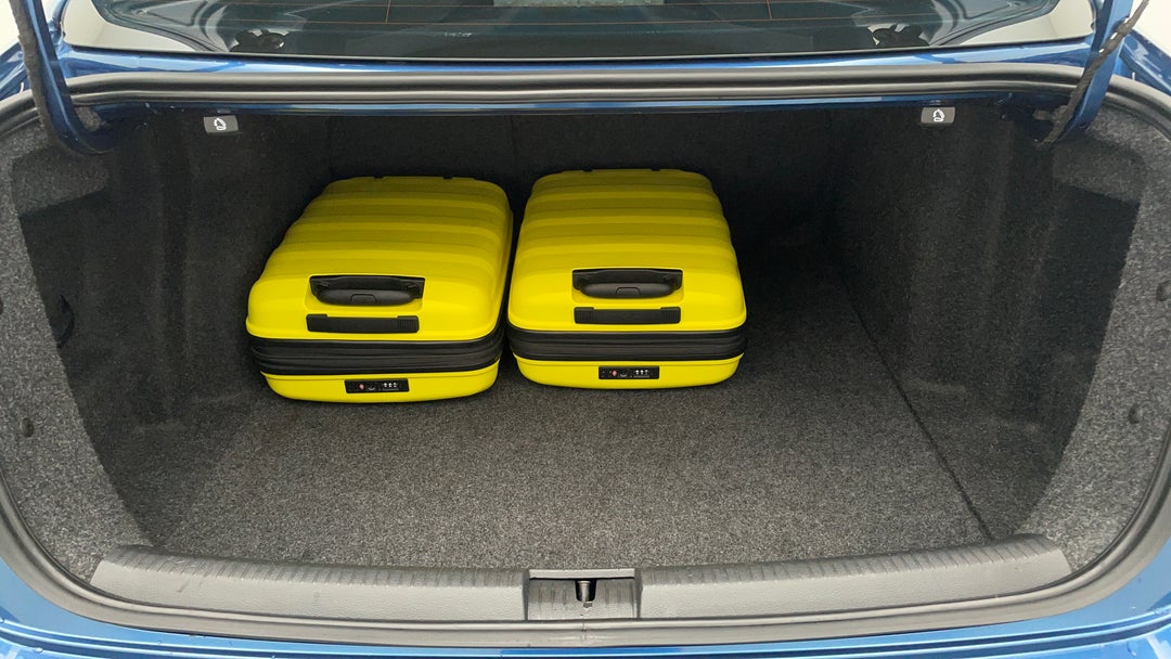 2017 Volkswagen Jetta 118 Tsi Trendline, Automatic, 74423 km, Boot Inside View with Luggage