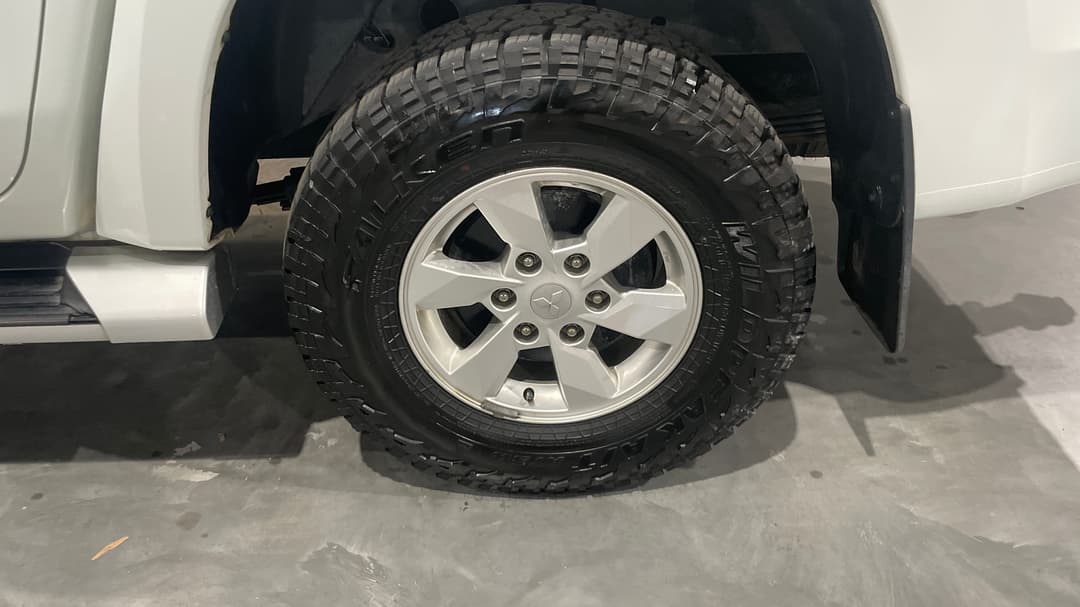 2019 Mitsubishi Triton Glx Plus (4x4), Manual, 101792 km, Left Rear Wheel