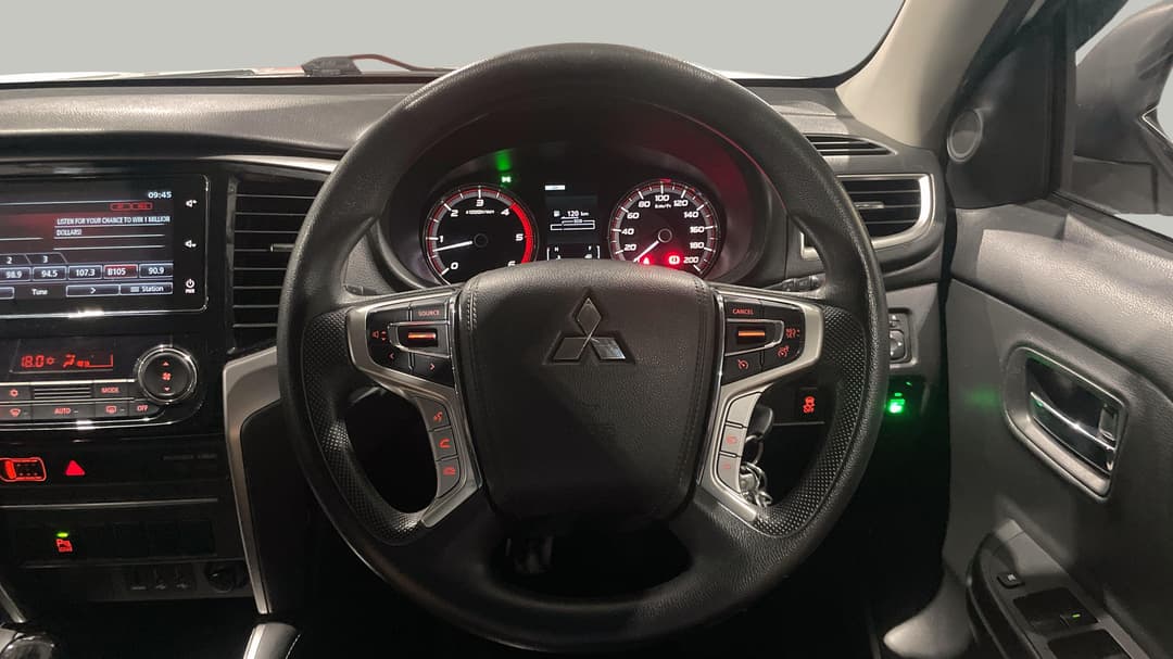 2019 Mitsubishi Triton Glx Plus (4x4), Manual, 101792 km, Steering Wheel Close-up