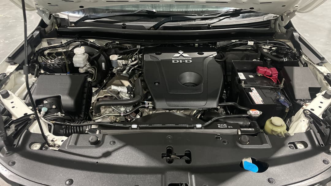 2019 Mitsubishi Triton Glx Plus (4x4), Manual, 101792 km, Open Bonnet (Engine)