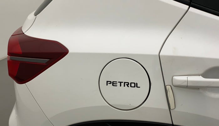 2021 Nissan MAGNITE XL, Petrol, Manual, 42,546 km, Right quarter panel - Minor scratches