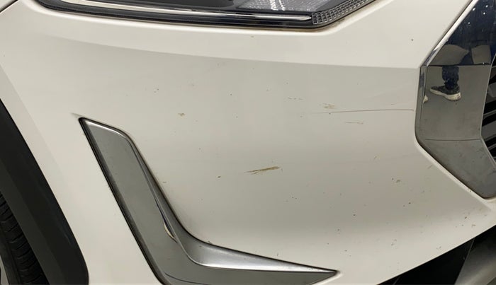 2021 Nissan MAGNITE XL, Petrol, Manual, 42,047 km, Front bumper - Minor scratches