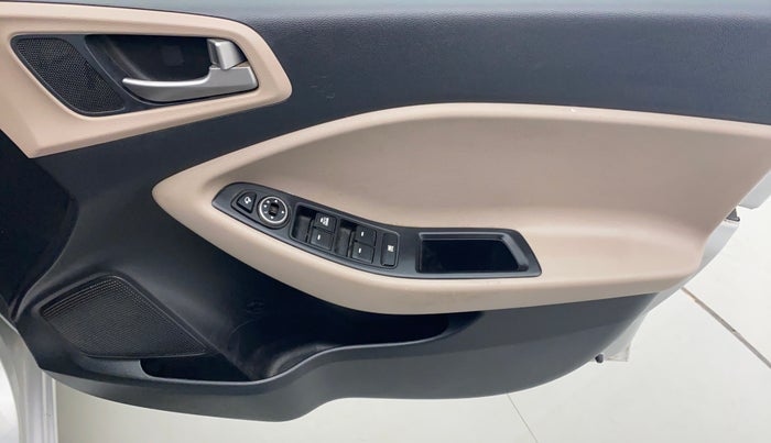 2018 Hyundai Elite i20 ASTA 1.4 CRDI, Diesel, Manual, 34,093 km, Driver Side Door Panels Controls