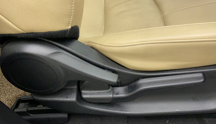 2021 Honda City 1.5L I-VTEC ZX, Petrol, Manual, 17,679 km, Driver Side Adjustment Panel