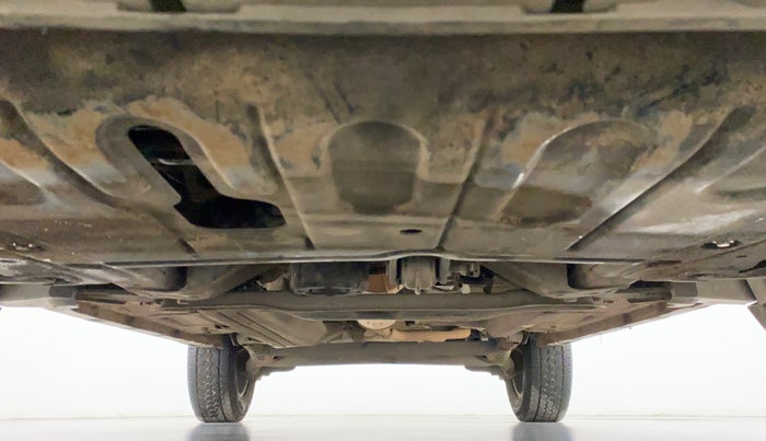 2018 Renault Duster RXE PETROL, Petrol, Manual, 59,166 km, Front Underbody