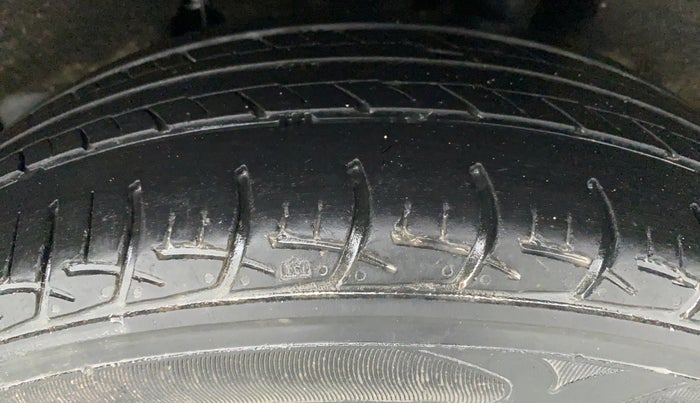 2019 Maruti Baleno DELTA PETROL 1.2, Petrol, Manual, 41,881 km, Left Rear Tyre Tread