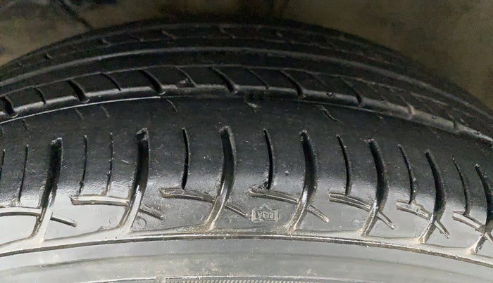 2019 Maruti Baleno DELTA PETROL 1.2, Petrol, Manual, 41,881 km, Left Front Tyre Tread