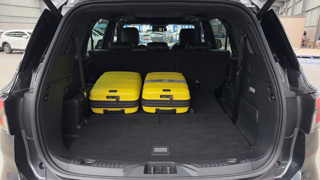 2022 Ford Everest Platinum (4x4), Automatic, 52053 km, Boot Inside View with Luggage
