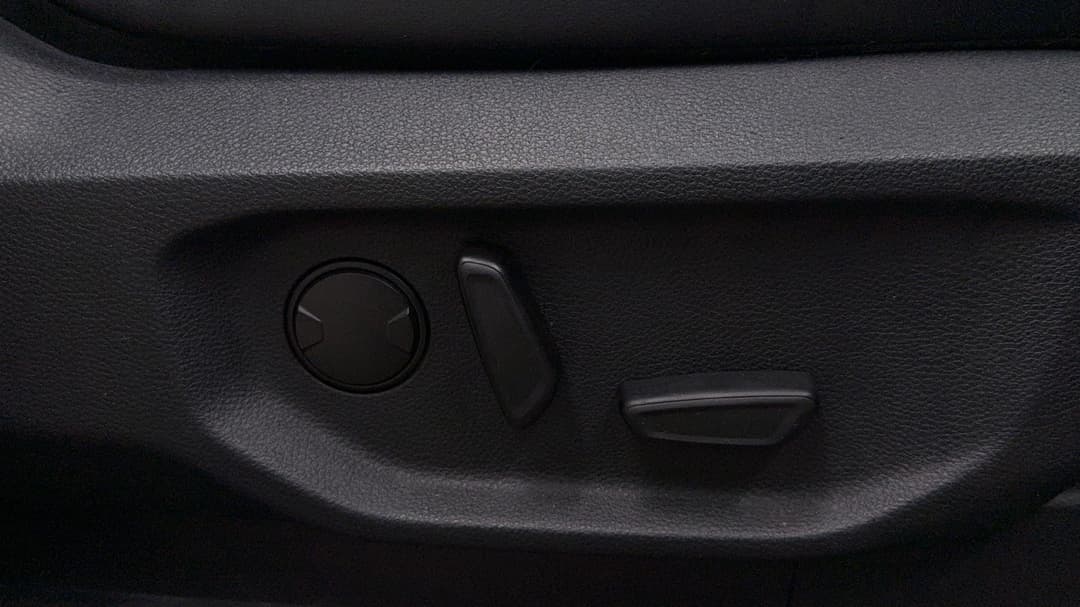 2022 Ford Everest Platinum (4x4), Automatic, 52053 km, Drivers Side Adjustment Panel