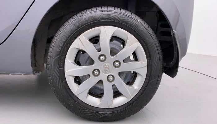 2017 Hyundai Eon MAGNA PLUS, Petrol, Manual, 46,362 km, Left Rear Wheel