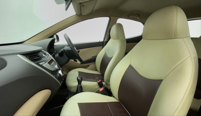 2017 Hyundai Eon MAGNA PLUS, Petrol, Manual, 46,362 km, Right Side Front Door Cabin