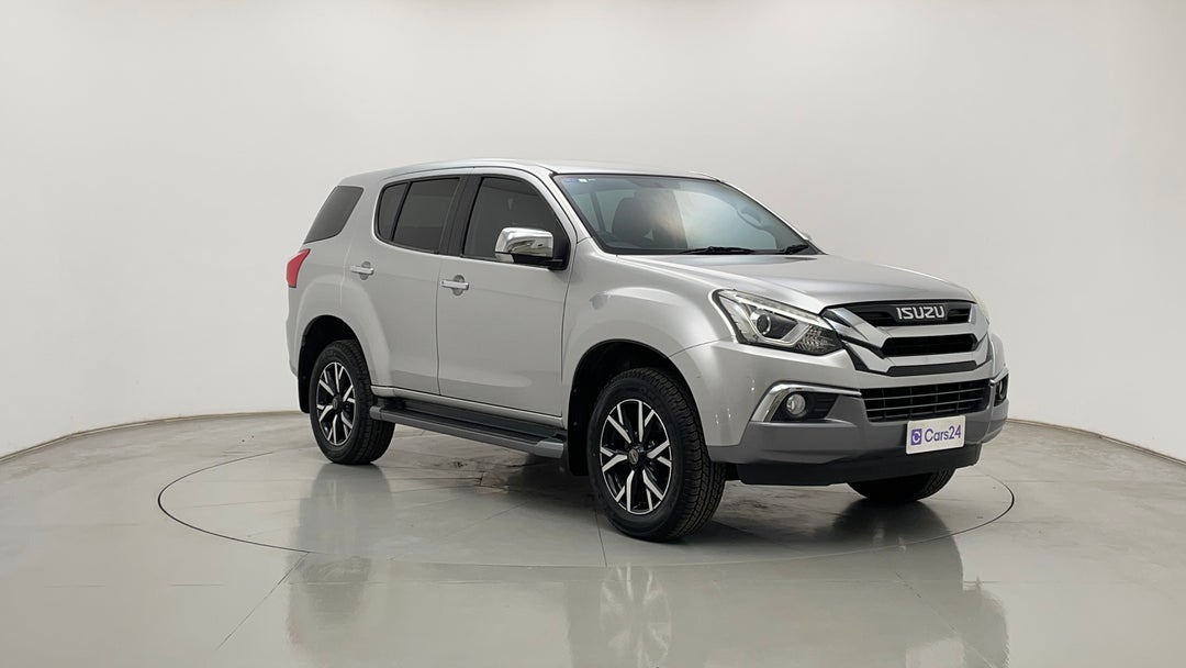 Right Front Diagonal (45- Degree) View