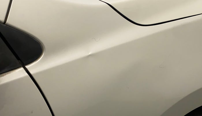 2015 Maruti Celerio VXI AMT, Petrol, Automatic, 39,707 km, Right fender - Minor scratches