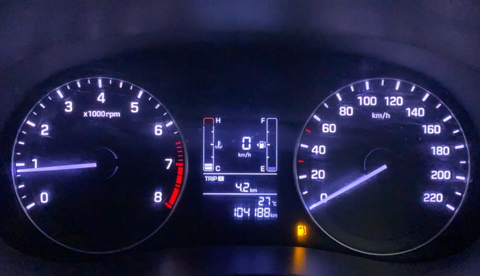 2017 Hyundai Creta E PLUS 1.6 PETROL, Petrol, Manual, 1,04,303 km, Odometer Image