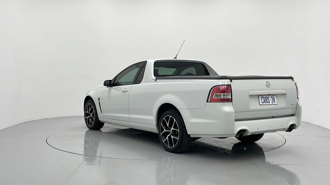 Left Back Diagonal (45- Degree) View