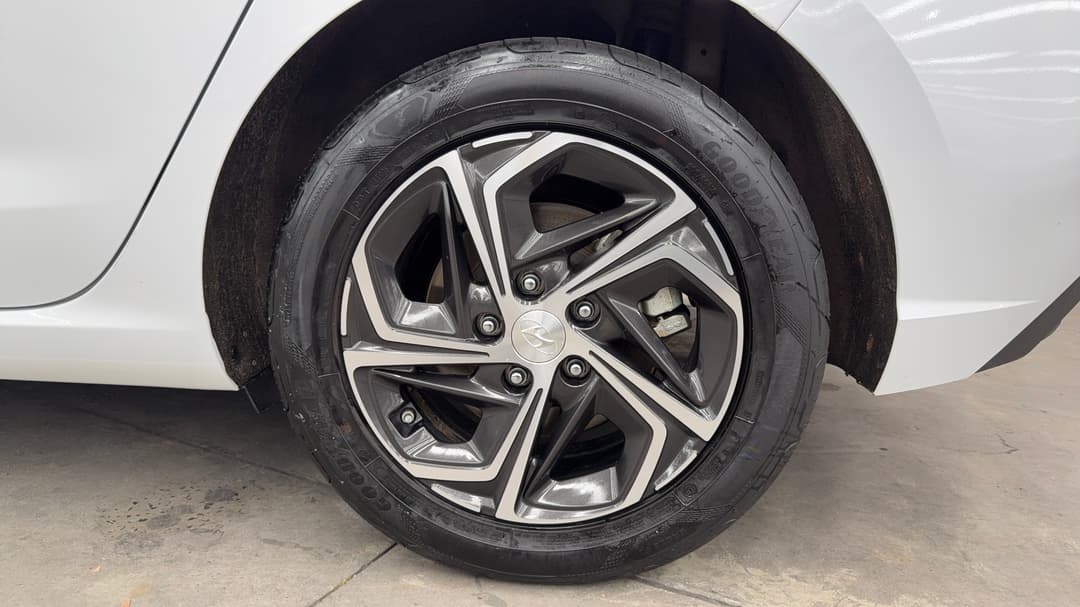 2022 Hyundai i30 i30, Automatic, 57027 km, Left Rear Wheel