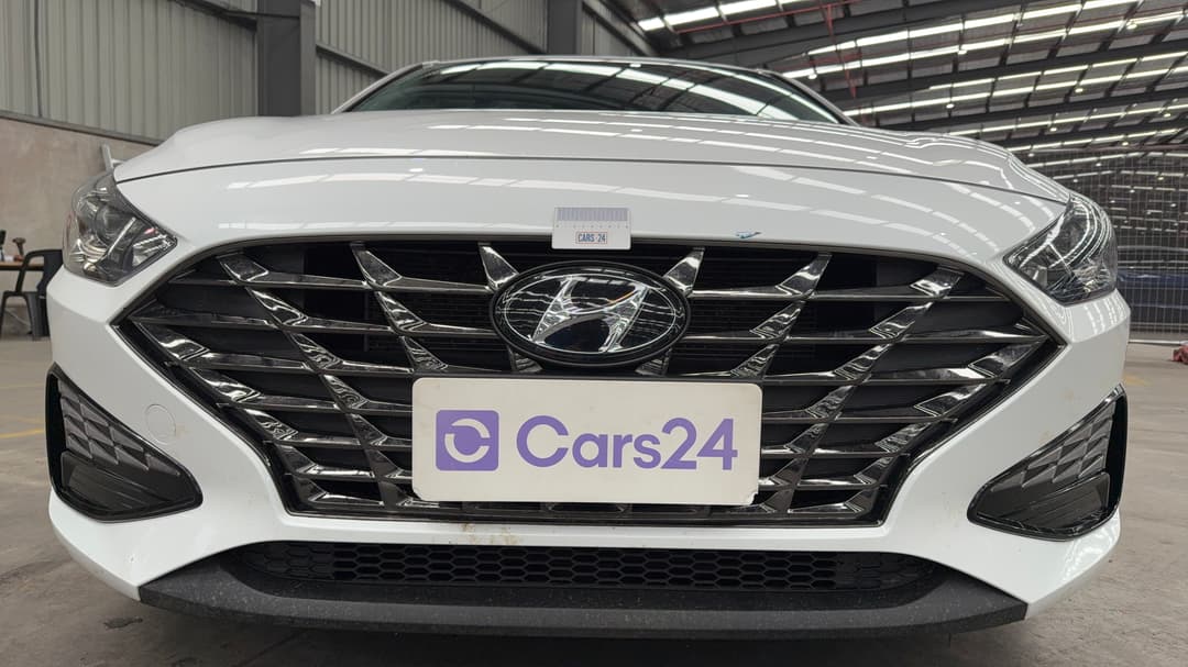 2022 Hyundai i30 i30, Automatic, 57027 km, Bumper Front Chip