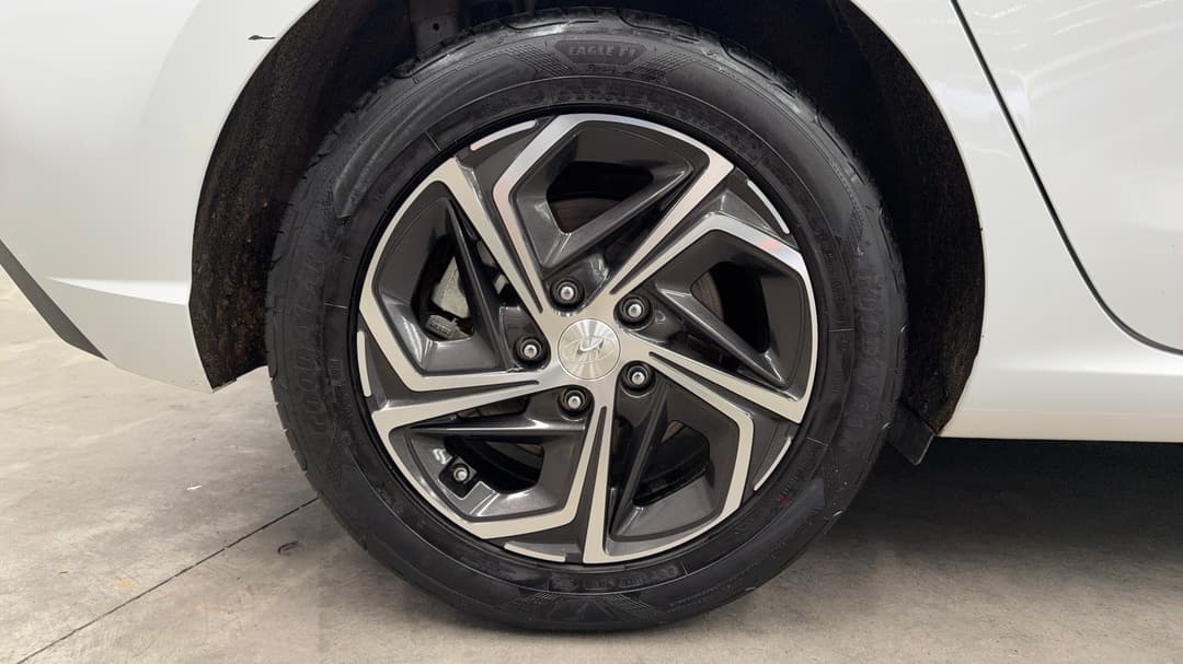 2022 Hyundai i30 i30, Automatic, 57027 km, Right Rear Wheel