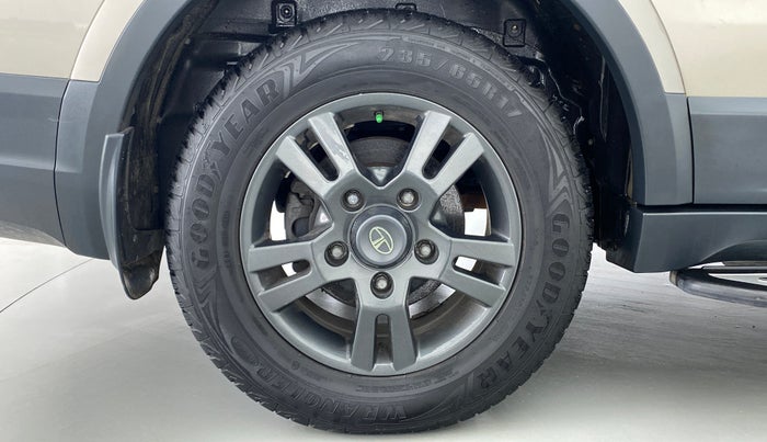 2019 Tata Hexa Varicor 400 XT, Diesel, Manual, 8,242 km, Right Rear Wheel