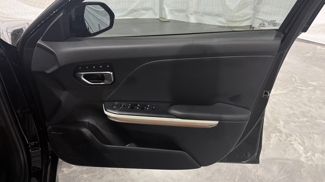 2025 Kia K4 Gt-line, Automatic, 6773 km, Speaker View