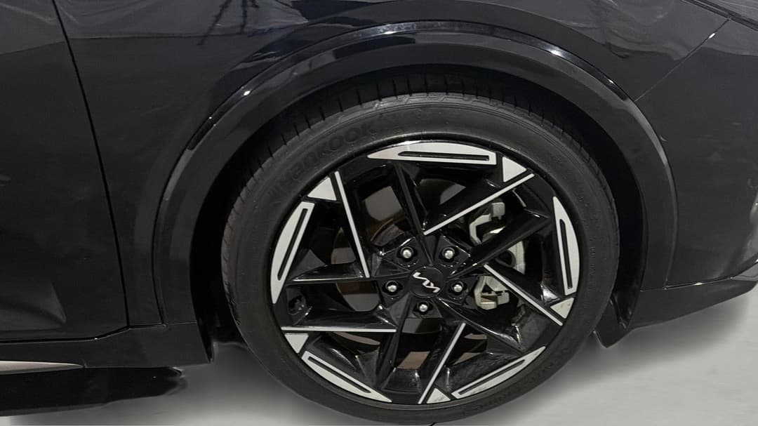 2025 Kia K4 Gt-line, Automatic, 6773 km, Right Front Wheel