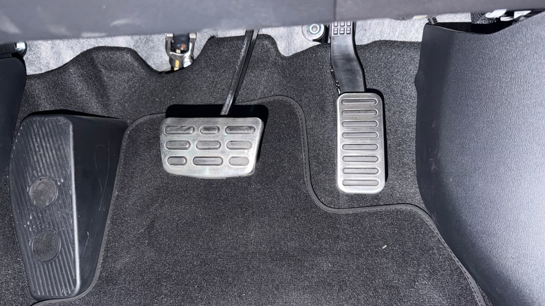 2025 Kia K4 Gt-line, Automatic, 6773 km, Pedals and Footmat