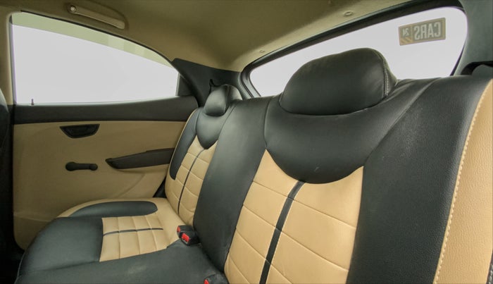 2014 Hyundai Eon ERA +, Petrol, Manual, 39,987 km, Right Side Rear Door Cabin