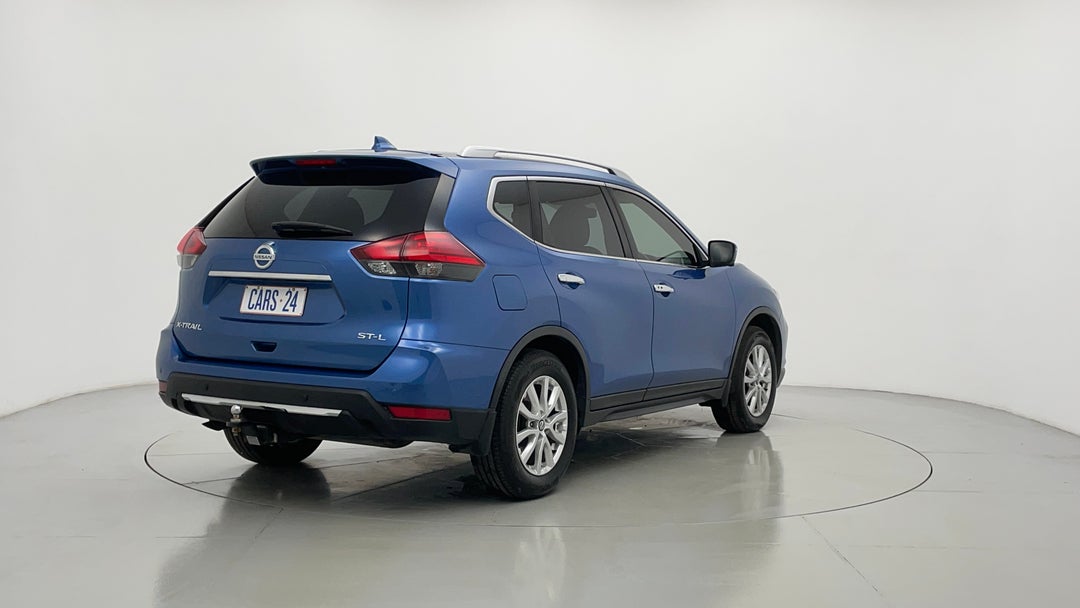 Right Back Diagonal (45- Degree) View