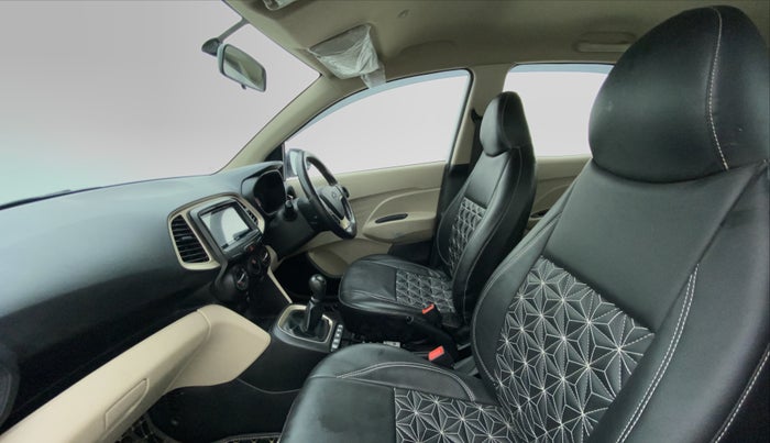 2021 Hyundai NEW SANTRO SPORTZ EXECUTIVE CNG, CNG, Manual, 53,051 km, Right Side Front Door Cabin