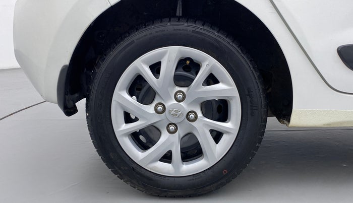 2019 Hyundai Grand i10 MAGNA 1.2 VTVT, Petrol, Manual, 35,787 km, Right Rear Wheel