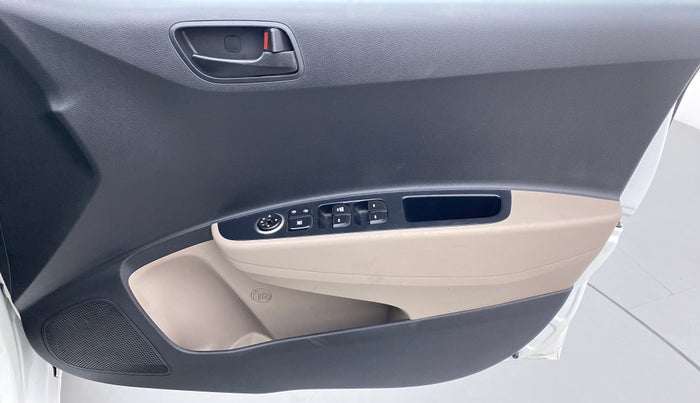 2019 Hyundai Grand i10 MAGNA 1.2 VTVT, Petrol, Manual, 35,787 km, Driver Side Door Panels Control