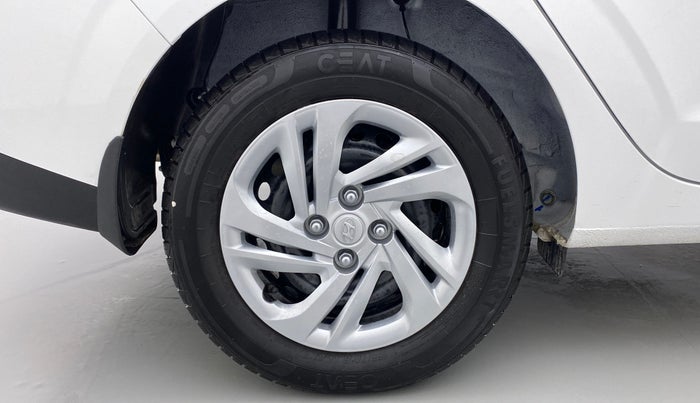 2022 Hyundai AURA S 1.2 CNG, CNG, Manual, 3,807 km, Right Rear Wheel