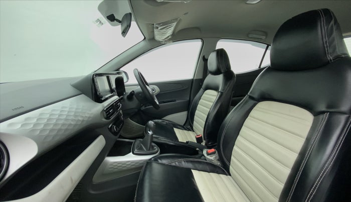 2021 Hyundai GRAND I10 NIOS SPORTZ CNG MT, CNG, Manual, 33,235 km, Right Side Front Door Cabin