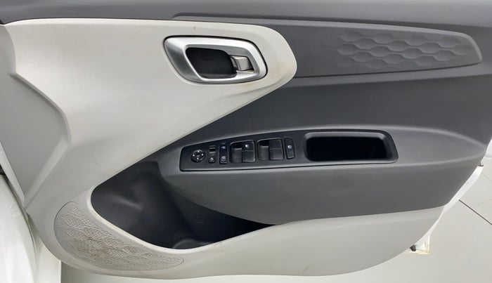 2021 Hyundai GRAND I10 NIOS SPORTZ CNG MT, CNG, Manual, 33,235 km, Driver Side Door Panels Control