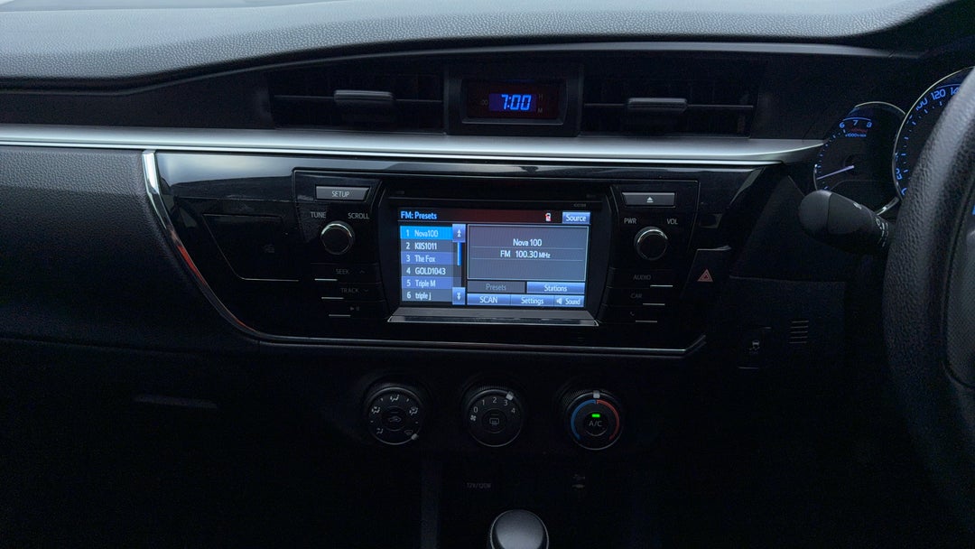 2016 Toyota Corolla Ascent, Automatic, 104484 km, Center Console