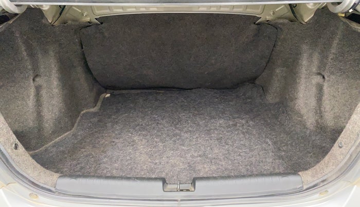 2013 Honda Amaze 1.2L I-VTEC S, Petrol, Manual, 51,525 km, Boot Inside
