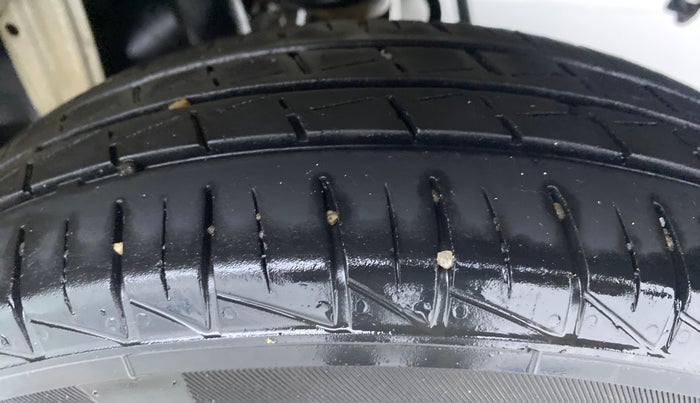 2019 Maruti Alto LXI, Petrol, Manual, 10,137 km, Left Rear Tyre Tread