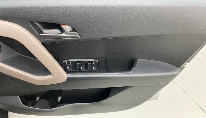 2015 Hyundai Creta 1.6 S, Petrol, Manual, 67,486 km, Driver Side Door Panels Control