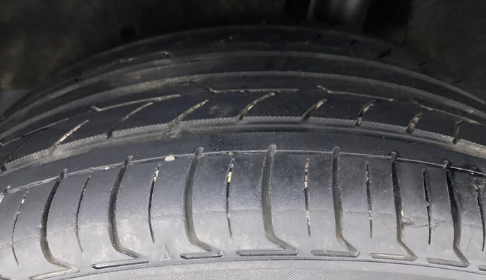 2017 Maruti Baleno ALPHA DDIS 190, Diesel, Manual, 54,937 km, Left Rear Tyre Tread