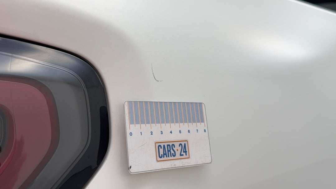 Quarter Panel Rear RHS Scratch