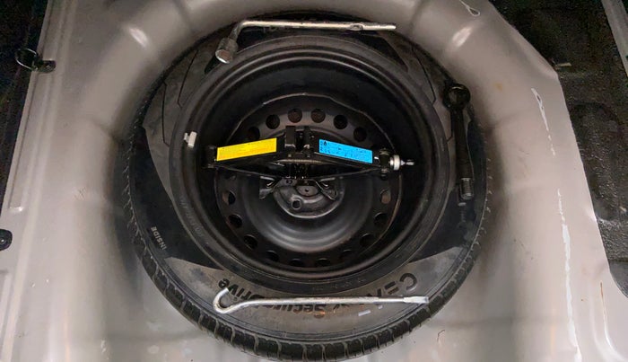 2017 Hyundai Verna 1.6 SX (O) CRDI MT, Diesel, Manual, 76,802 km, Spare Tyre