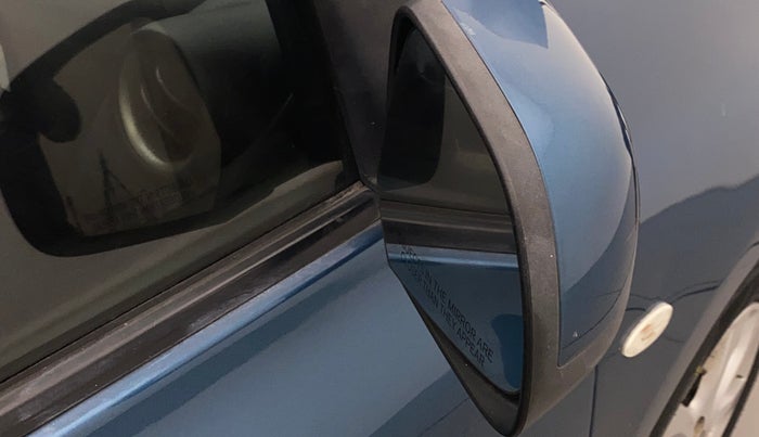 2018 Nissan Micra XV CVT, Petrol, Automatic, 55,367 km, Right rear-view mirror - Folding motor not working