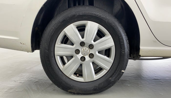 2012 Volkswagen Vento COMFORTLINE MT PETROL, Petrol, Manual, 38,639 km, Right Rear Wheel