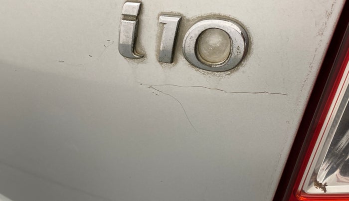 2011 Hyundai i10 ERA 1.1 IRDE, Petrol, Manual, 28,402 km, Dicky (Boot door) - Minor scratches